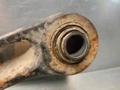 Peça sobressalente para automóvel em segunda mão braço de suspensão superior traseiro esquerdo por land rover discovery (salljg/lj) 2.5 turbodiesel referências oem iam ntc2707  