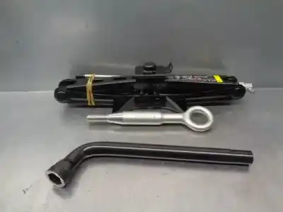 Peça sobressalente para automóvel em segunda mão macaco hidráulico por volvo xc60 ii (246) b4 mild-hybrid awd referências oem iam 31682250  