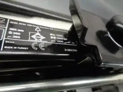 Peça sobressalente para automóvel em segunda mão macaco hidráulico por volvo xc60 ii (246) b4 mild-hybrid awd referências oem iam 31682250  