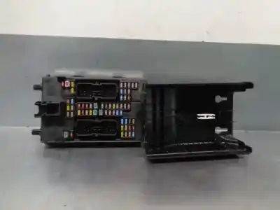 Pezzo di ricambio per auto di seconda mano SCATOLA RELÈ/FUSIBILI per VOLVO XC60 II (246)  Riferimenti OEM IAM 32142591  31682732