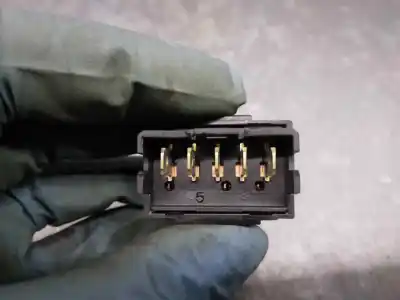 Peça sobressalente para automóvel em segunda mão botão / interruptor elevador vidro dianteiro esquerdo por citroen berlingo 1.9 d multispace referências oem iam 6552nw  