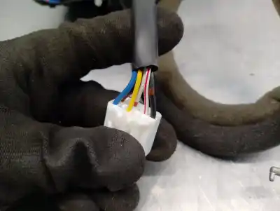 Автозапчастина б/у замок передній праві двері для mazda cx-7 (er) 2.2 mzr-cd awd (er10a) посилання на oem iam eh1458310e  