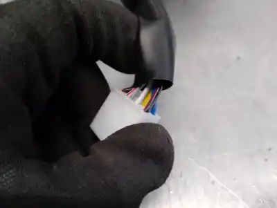 Pezzo di ricambio per auto di seconda mano serratura porta anteriore sinistra per mazda cx-7 (er) 2.2 mzr-cd awd (er10a) riferimenti oem iam eh1459310e  