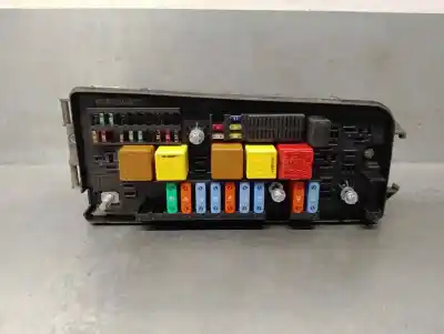 Second-hand car spare part Fuse Box Unit for OPEL SIGNUM 3.0 V6 CDTI CAT (Y 30 DT / LB5) OEM IAM references 13170899  519066104