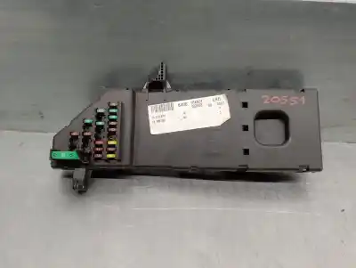 Second-hand car spare part fuse box unit for opel vectra c caravan 1.9 16v cdti cat (z 19 dth / lrd) oem iam references 13223679  13223679