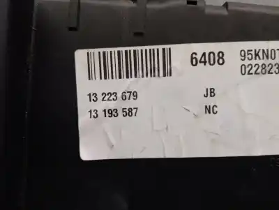 Second-hand car spare part fuse box unit for opel vectra c caravan 1.9 16v cdti cat (z 19 dth / lrd) oem iam references 13223679  13223679