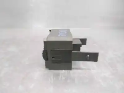 Автозапчасти б/у управление светом за volkswagen caddy ka/kb (2c) 1.6 tdi ссылки oem iam 2k0941333  