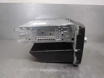 Second-hand car spare part audio system / radio cd for volkswagen caddy ka/kb (2c) 1.6 tdi oem iam references 5k0035156a  