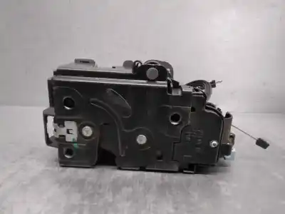 Second-hand car spare part Left Front Door Lock for VOLKSWAGEN CADDY KA/KB (2C) 1.6 TDI OEM IAM references 3D1837015AS  