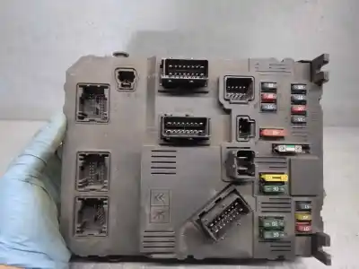 Second-hand car spare part fuse box unit for citroen c3 1.4 oem iam references 9650585780  