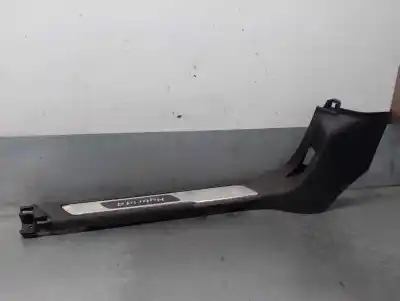 Second-hand car spare part Front Decorative Moulding for CITROEN DS5 2.0 HDi FAP CAT (RH02 / DW10CTED4) OEM IAM references 9673401677  