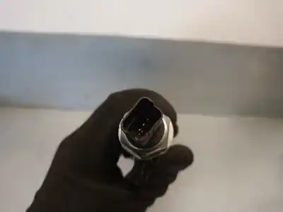 Автозапчасти б/у рампа инжектора за jaguar x-type i (x400) 2.0 d ссылки oem iam 2s7q9d280ad  