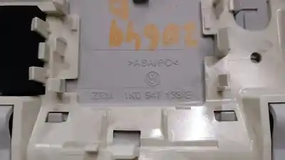 Автозапчасти б/у внутренний свет за volkswagen jetta (1k2) 2.0 tdi ссылки oem iam 1k0947133e  1k0947105