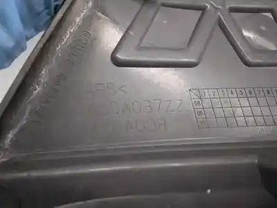 Pezzo di ricambio per auto di seconda mano griglia anteriore per mitsubishi outlander (cw0) 2.0 di-d cat riferimenti oem iam 7450a037zz  