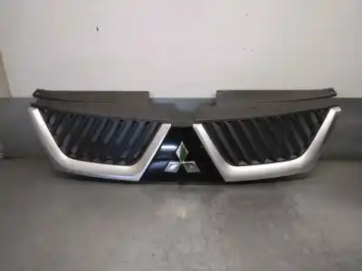 Pezzo di ricambio per auto di seconda mano griglia anteriore per mitsubishi outlander (cw0) 2.0 di-d cat riferimenti oem iam 7450a037zz  