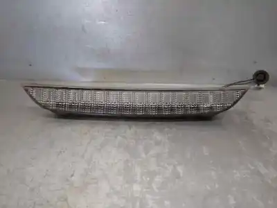 Pezzo di ricambio per auto di seconda mano Luce Freno Centrale per MITSUBISHI OUTLANDER (CW0) 2.0 DI-D CAT Riferimenti OEM IAM 8334A008  