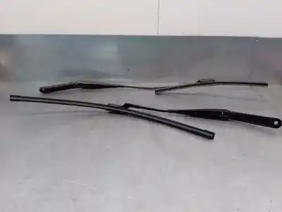Second-hand car spare part front right windshield wiper arm for ford fiesta vi (cb1, ccn) 1.25 oem iam references 8a6117526ae  8a6117526bf