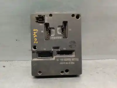 Pièce détachée automobile d'occasion Boîtes à Fusibles pour RENAULT MEGANE I BERLINA HATCHBACK (BA0) 1.9 Diesel Références OEM IAM 7703297929  S108502300B