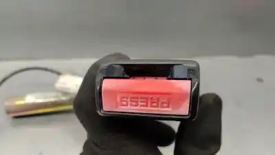 Автозапчастина б/у правий натяжач подушки безпеки для renault megane i scenic (ja0) 1.9 dti diesel cat посилання на oem iam 7700840664j  