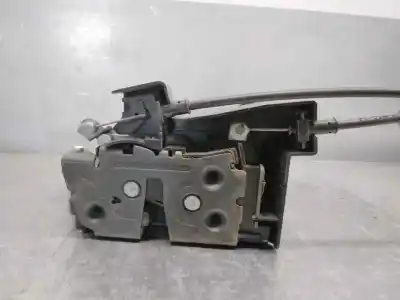Gebrauchtes Autoersatzteil  zum VOLVO V50 FAMILIAR  OEM-IAM-Referenzen 30799308  
