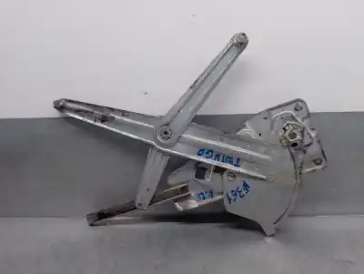 Pièce détachée automobile d'occasion léve glace avant droit pour renault twingo (co6) 1.2 (c066/67/68) 58 cv / 43 kw références oem iam 7700830597  