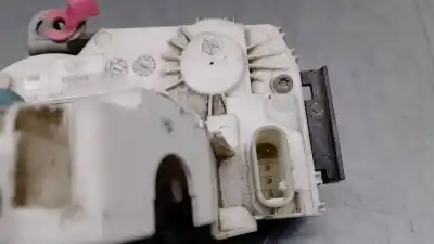 Second-hand car spare part front right door lock for dodge journey 2.0 crd oem iam references 4589694aa  