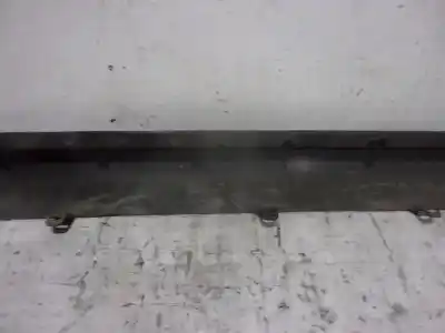 Second-hand car spare part side skirt for dodge journey 2.0 crd oem iam references 5178148aa  