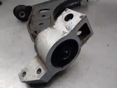 Автозапчастина б/у передній правий нижний рычаг підвіски для volkswagen jetta (1k2) 2.0 tdi посилання на oem iam 1k0407190e  