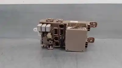 Peça sobressalente para automóvel em segunda mão caixa de fusíveis e relés por toyota corolla (_e12_) 1.4 d (nde120_) referências oem iam 8264102040