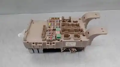 Second-hand car spare part fuse box unit for toyota corolla (_e12_) 1.4 d (nde120_) oem iam references 8264102040  mb2323008521