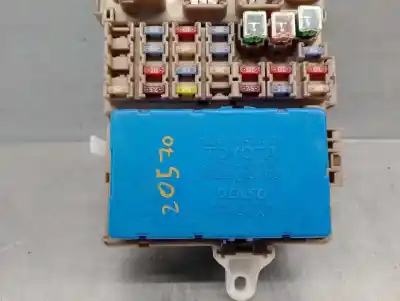 Second-hand car spare part fuse box unit for toyota corolla (_e12_) 1.4 d (nde120_) oem iam references 8264102040  mb2323008521