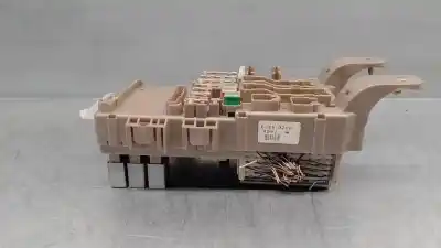Second-hand car spare part fuse box unit for toyota corolla (_e12_) 1.4 d (nde120_) oem iam references 8264102040  mb2323008521