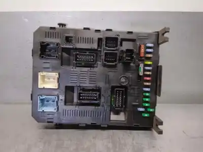 Peça sobressalente para automóvel em segunda mão Caixa De Fusíveis E Relés por PEUGEOT 307 (S1) XS Referências OEM IAM 9660105780  BSI2004H03