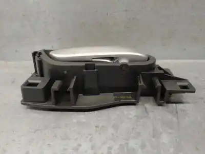 Peça sobressalente para automóvel em segunda mão puxador interior dianteiro direito por peugeot partner (s2) 1.6 16v hdi referências oem iam 96863075vv  