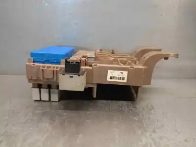 Second-hand car spare part fuse box unit for toyota corolla (_e12_) 2.0 d-4d (cde120_) oem iam references 8264102040  mb2323008521