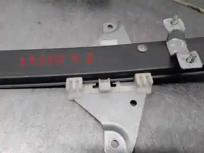 Second-hand car spare part rear left window regulator for ssangyong rexton 2.7 turbodiesel cat oem iam references 8810008001  