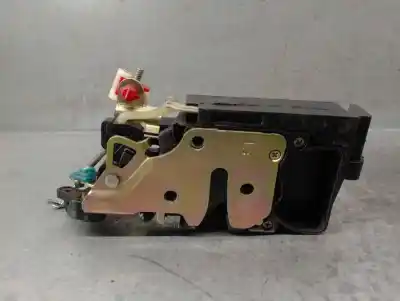 Second-hand car spare part rear left door lock for ssangyong rexton 2.7 turbodiesel cat oem iam references 7131008002  