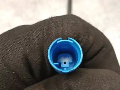 Автозапчасти б/у передняя правая кулачка за mini r50,r53 1.6 16v cat ссылки oem iam 31216757498  