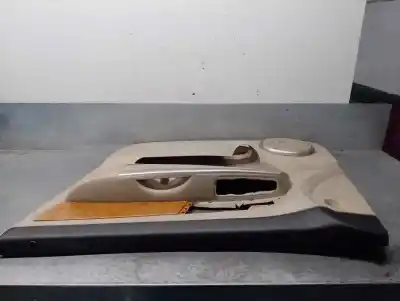 Second-hand car spare part right front door trim for ssangyong rexton 2.7 turbodiesel cat oem iam references 7722008001  