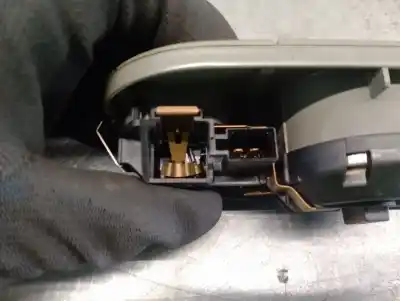 Автозапчастина б/у внутрішне світло для renault scenic (ja..) 1.9 dci authentique посилання на oem iam 7700433416  