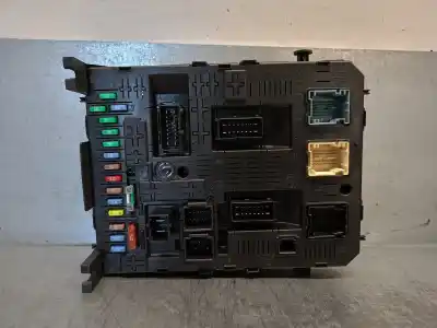 Piesă de schimb auto la mâna a doua Panou Siguranțe pentru CITROEN C8 2.0 HDi Premier Referințe OEM IAM 281197595  281197595