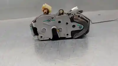 Автозапчастина б/у замок передніх дверей лівий для opel insignia a (g09) 2.0 cdti 4x4 (68) посилання на oem iam 13503801  