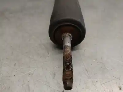 Second-hand car spare part rear left shock absorber for ssangyong rexton 2.7 turbodiesel cat oem iam references 4531008301  