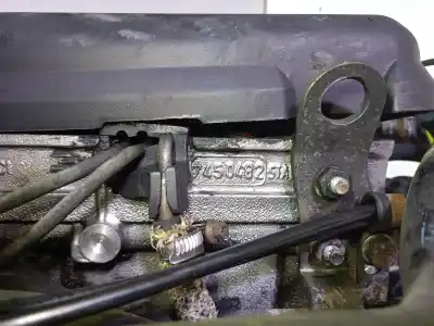 Pièce détachée automobile d'occasion moteur complet pour renault master desde ´98 2.8 tdi références oem iam s9wa702 922418 sofim 7711134026