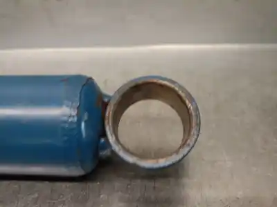 Peça sobressalente para automóvel em segunda mão amortecedor dianteiro esquerdo por renault master desde ´98 2.8 tdi referências oem iam 7700310737 6266250001 meyle 7700310737