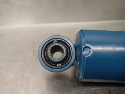 Peça sobressalente para automóvel em segunda mão amortecedor dianteiro esquerdo por renault master desde ´98 2.8 tdi referências oem iam 7700310737 6266250001 meyle 7700310737