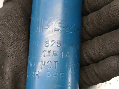 Peça sobressalente para automóvel em segunda mão amortecedor dianteiro esquerdo por renault master desde ´98 2.8 tdi referências oem iam 7700310737 6266250001 meyle 7700310737