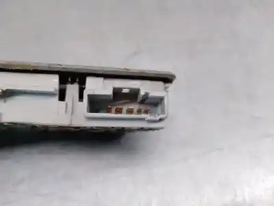 Second-hand car spare part interior light for renault scenic rx4 (ja0) 1.9 dci salomon oem iam references 8200113025  