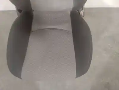 Second-hand car spare part left front seat for iveco daily caja abierta 2.3 diesel cat oem iam references 42561802  42561802