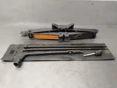 Pièce détachée automobile d'occasion cric hydraulique pour nissan pathfinder (r51) 2.5 dci xe références oem iam 99550eb300  99550eb300 - 995017s000